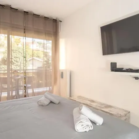 Apartament Large 1 Bdr, Ac, Locked Parking, Near City Center *