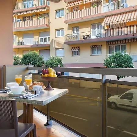 Large 1 Bdr, Ac, Locked Parking, Near City Center Ментона